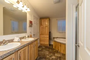River Rock Walking Distance to Port Carling - Newer 3 bed 2 Bath - Image 3