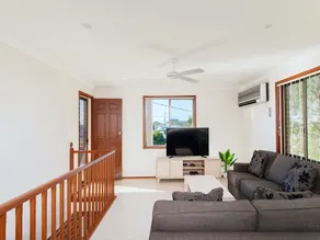 Happy Days, 49 Pantowora Street - Image 2