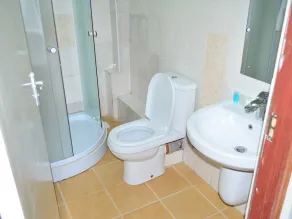 Golden Gates Hotel - Image 2