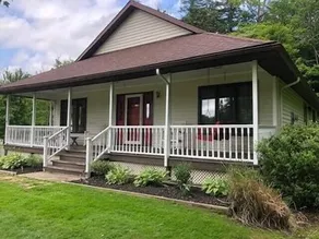 3640 Wells Bay Road 3 Bedroom Home by RedAwning - Image 3