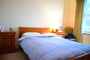 Kensington 2 Bedroom Flat With Balcony - Image 5