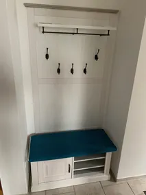 Apartment Schmuck - Image 2