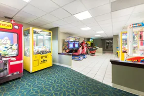 Ramada Plaza Louisville - Image 3