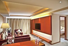 Yalong International - Image 4