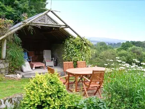 Cwm Bedw Farmhouse - Image 2