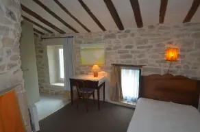 Bed And Art - Image 5