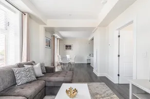 Rideau 2Br Signature Apartment Free Parking - Image 3