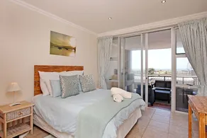 10 Sunrise Beach - Image 4