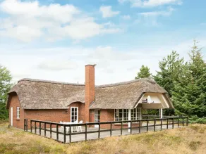 Comfortable Holiday Home in Rømø With Sauna - Image 2