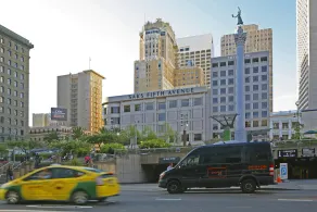 COVA Hotel - Image 4