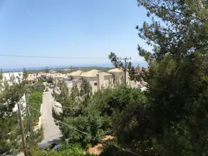 Remarkable 3-bed Villa in Chersonissos - Image 3