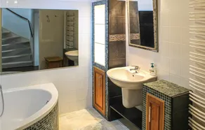 Stunning Home in Hellevoetsluis With 2 Bedrooms and Wifi - Image 4