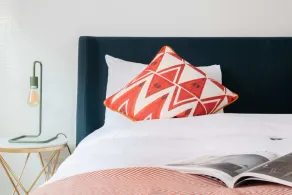 THE OXFORD LOFT CENTRAL AND MODERN 2BDR HIDDEN GEM - Image 5
