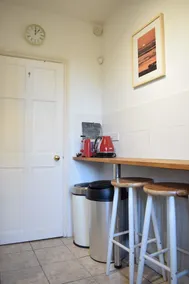 apartment right by Clapham - Image 4