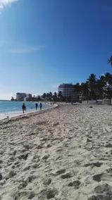Golden Beach Apartments - Image 3