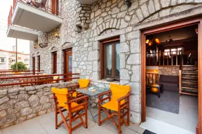 Beachfront Astros Villa - Seaside Moments of Magic - Image 5