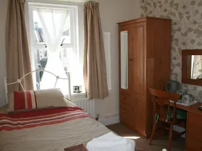 Albany Lodge Guest House - Image 3