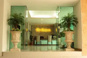 The Chateau Luxury Serviced Apartment - Image 5