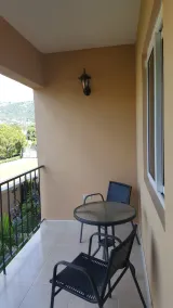 Apt 12, Executive Suites JA - Palms - Image 5
