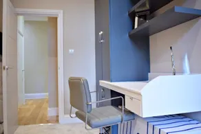 Modern 5-Bedroom Family Home in Wimbledon, SW19 - Image 3