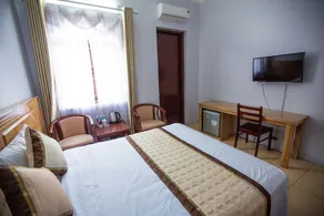 Thanh Lich Hotel - Image 2