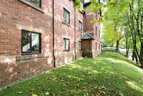 V Lodge Manchester - Image 3