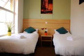 Botanic Rest Bed & Breakfast - Image 4