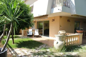 Nice Booking-Bella Vista-Piscine Jardin - Image 2