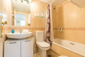 MalagaSuite Torremolinos Beach Apartment - Image 2