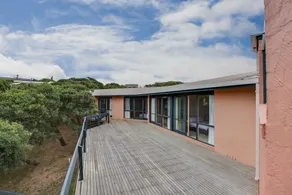 Latham Beach House - Image 2