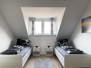 Two-bed studios for fitters - Image 3
