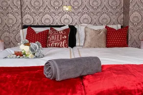 25 Mins to CL! London Amazing 2bedhome Sleeps 1-5 - Image 4