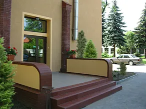 Ami Hotel Bed and Breakfast - Image 3