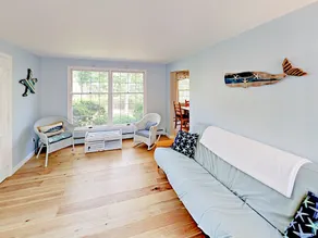 40 Epanow Rd Home - Image 2