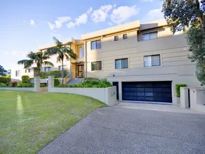 Paradiso, Unit 1/1 Laman Street - Image 4
