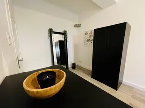 Newly Furnished Beautiful Apartment In The Center With Smart TV - Image 4