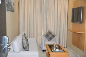 Ozone hotel - Image 2