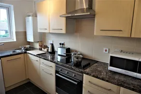Palmer's Apartment - Image 5