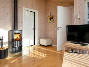 Spacious Cottage in Lønstrup With Terrace - Image 2