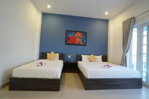 Golden Sunset Hotel - Image 5