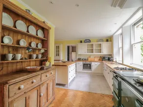 Stoneleigh - Image 4