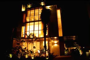 The Lantern By Grace Gardens - Image 4