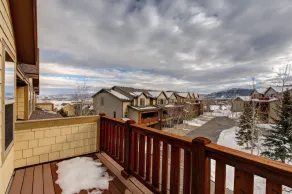 Luge Lane 5 Bedroom Townhouse by RedAwning - Image 2