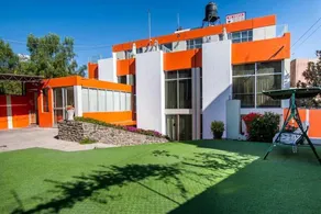 Hostal Los Angeles Amigos Inn - Image 5