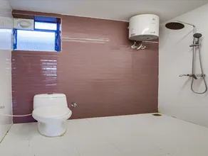 Aqualura By OYO Rooms - Image 4