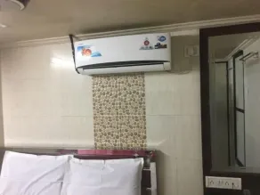 Hotel King Star Cst Mumbai - Image 5