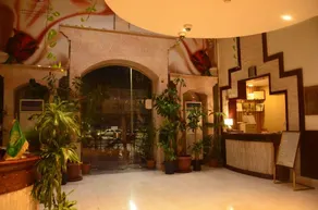 Gardenia Inn Hotel Suites - Image 2