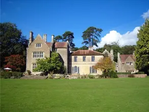 Cleeve House Bed & Breakfast - Image 3
