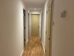 Royal Oak Apartment in Manchester Central Location - Image 2