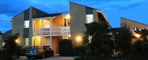 Sandpiper Lakes Entrance - Image 4